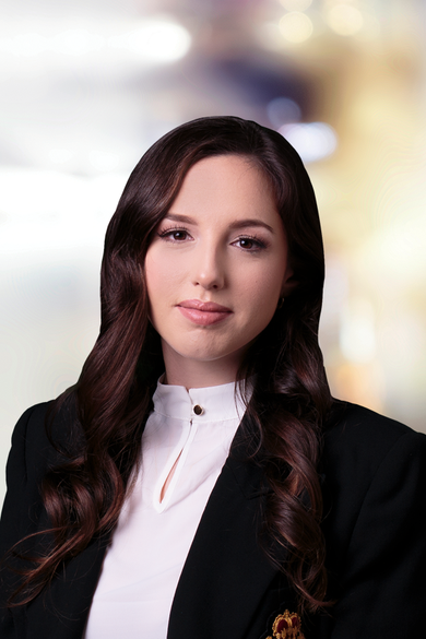 Portrait of Sarah Lipkowitz, REALTOR®.